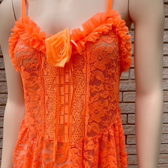 Fredericks of Hollywood - Picture 1 of 4